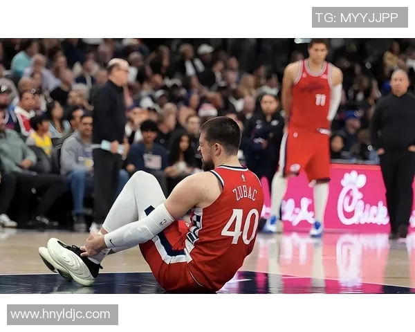 快船队球员态度反常,球队内部纷争或激化